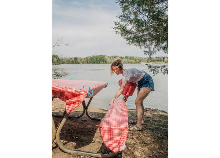 Camco Tablecloth with Bench Covers - Red & White Vinyl
