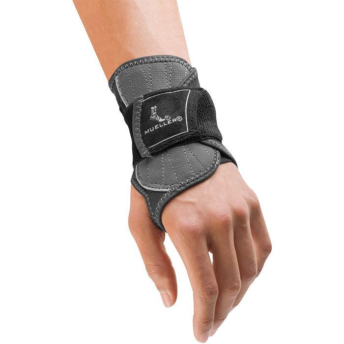 MUELLER ADJUSTABLE WRIST BRACE