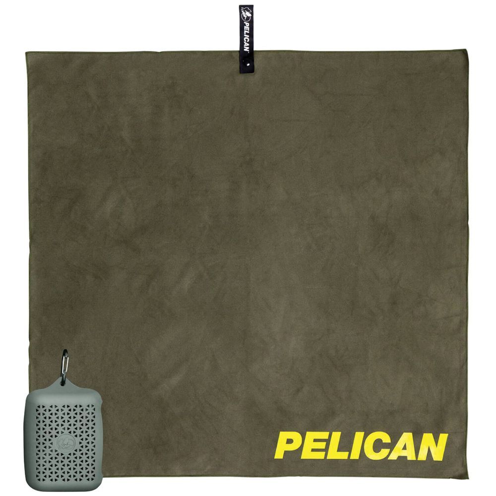 PELICAN OUTDOOR MULTI USE TOWEL W/ CASE