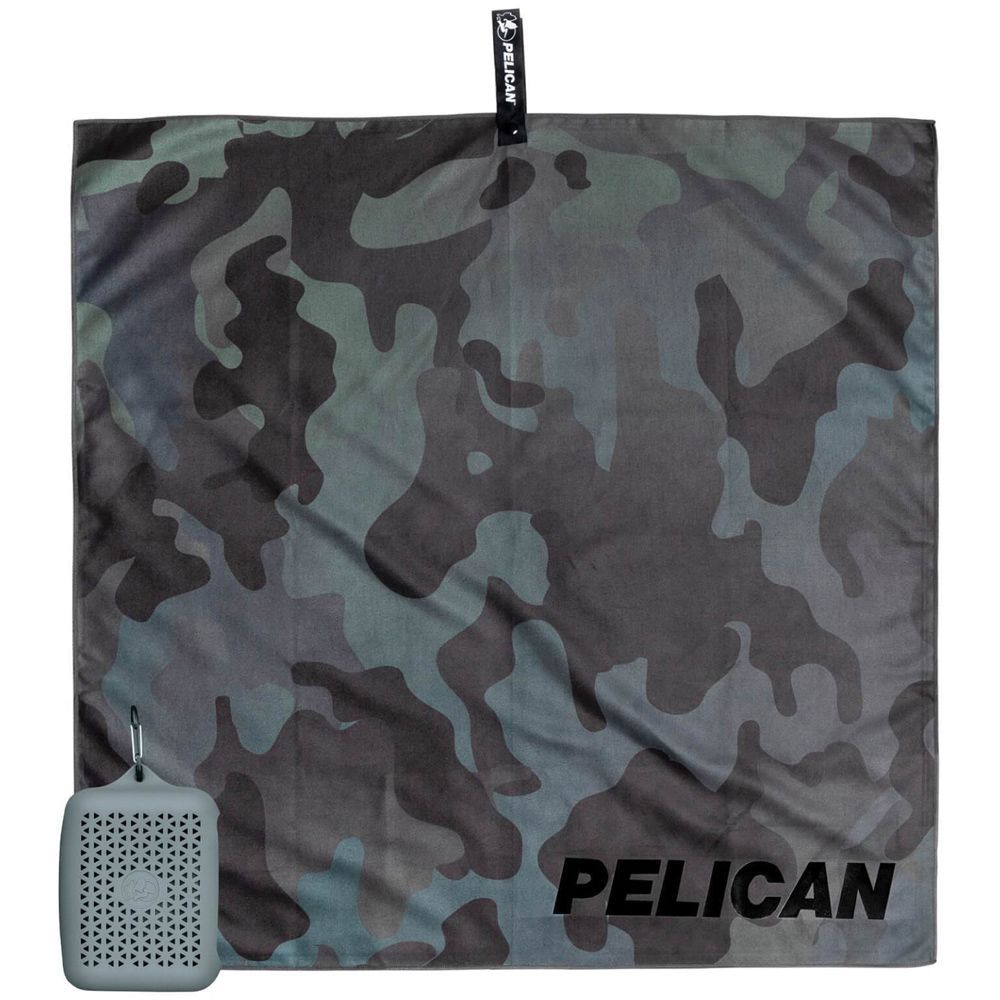 PELICAN OUTDOOR MULTI USE TOWEL W/ CASE