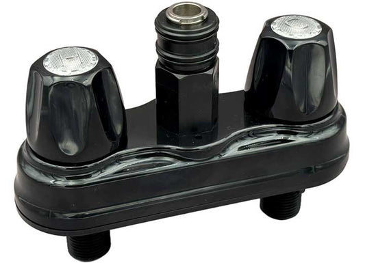 B&B Molders FAUCET, 4IN ON CENTER WITH 1/2IN QUICK DISCONNECT, POLAR WHITE