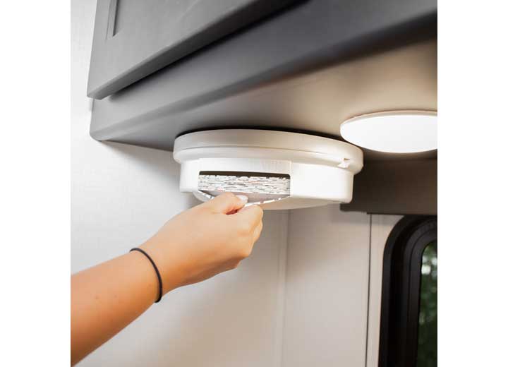 Camco Manufacturing Inc Pop-A-Plate