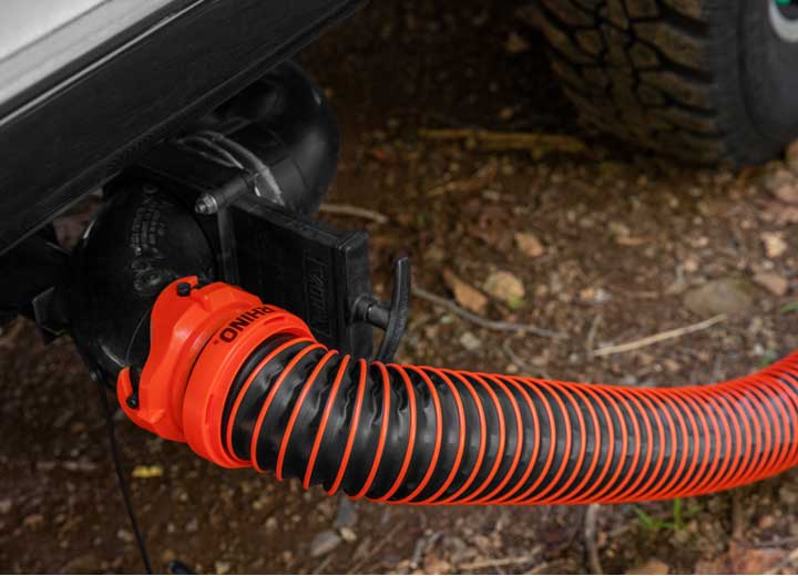 Camco RHINOEXTREME 15FT SEWERHOSEKITW/SWIVELFIT4N1ELBOWCAPS(ENG/FR)