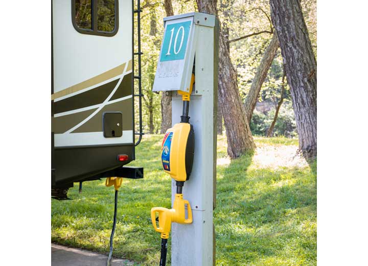 Camco 50AMP POWERGRIP VOLTAGE PROTECTOR