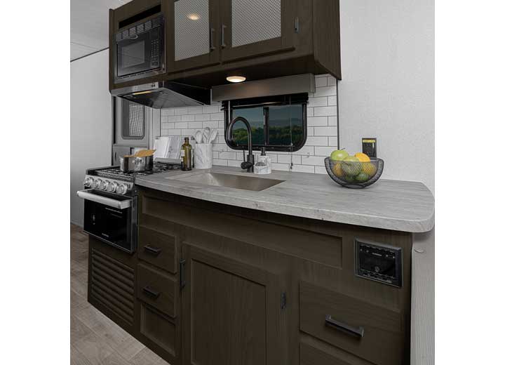 Genesis Products Inc REVIVE CABINET KIT ALPINE ASH 75FT