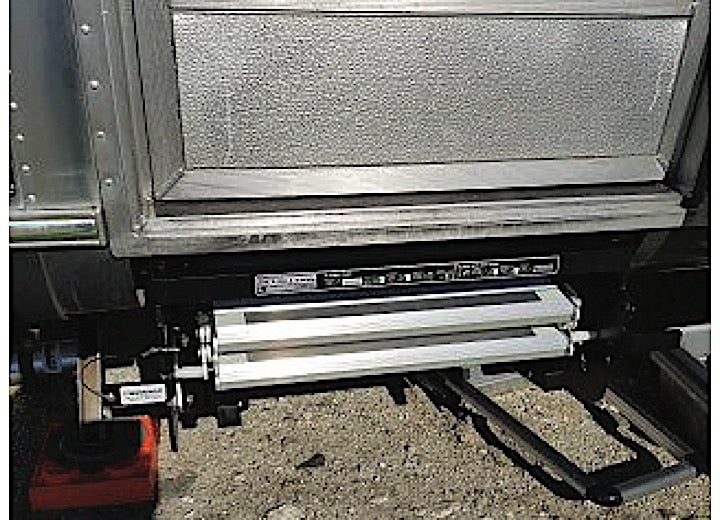 Torklift International GLOWSTEP REVOLUTION AIRSTREAM ADAPTER BRACKET